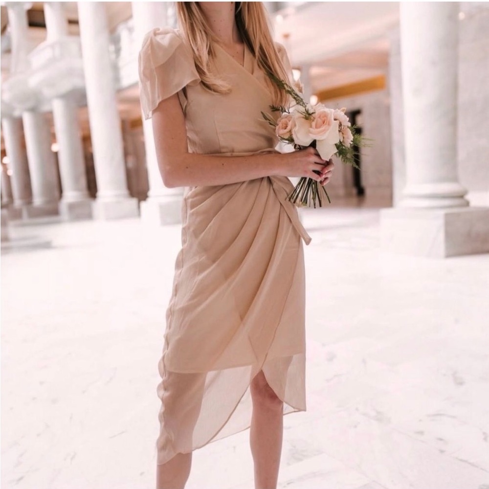 Ivy City Co Lillie dress in dusty rose, size M